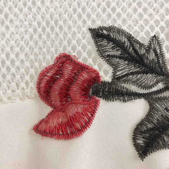 White Cropped Mesh Top - Picture 3 of 5